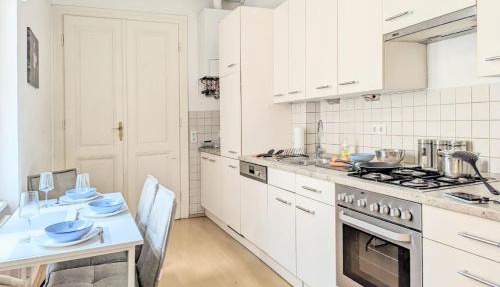 Cozy apartment 10 min Center and Schönbrunn in Vienna