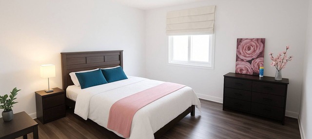 Cozy room in a modern house in Brampton
