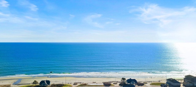Direct water views across from Scarborough beach in Narragansett