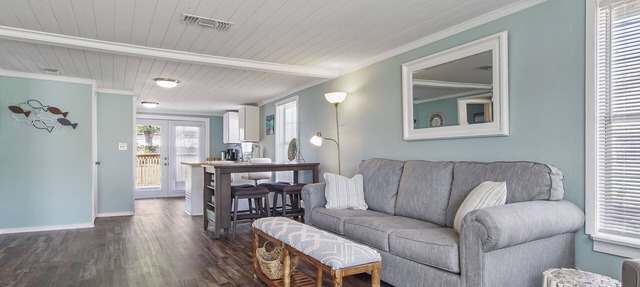 DOG Friendly ! Renovated house in East Panama City, near Tyndall AFB & PCB, in Panama City