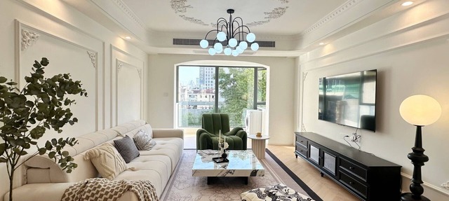 Eastern Hub - Chic 3-bedroom Apartment with free WiFi, AC in Xintiandi Area in shanghai