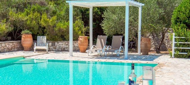 Eleni Villa: 2BR, Pool, Seaviews in Yioliskari, Paxos Greece in Yioliskari