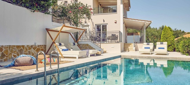 Ether Villa View - Three Bedroom Villa, Sleeps 7 in Lithakia