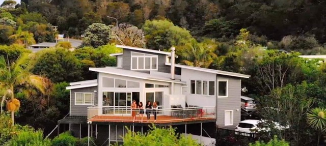 Executive Accommodation with World Class Views in Coopers Beach