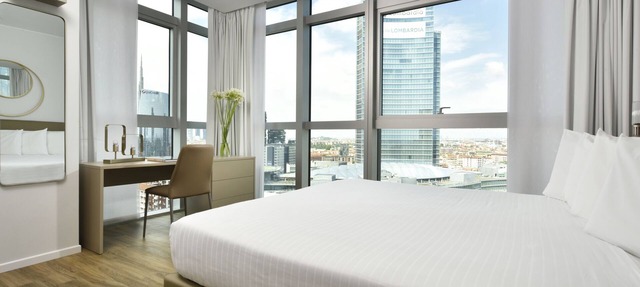 Executive two-room apartment with city view - Torre Galfa Milan | ONE Experience in Milano