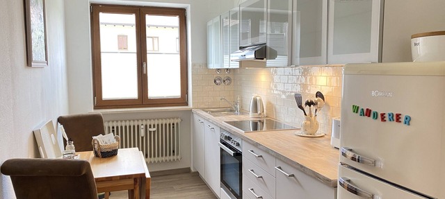 Experience Chiemsee, mountains & lakes - apartment for up to 4 people, 2 bedrooms, balcony in Marquartstein