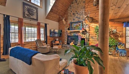 Family-Friendly Gresham Getaway w/Game Room! in Gresham