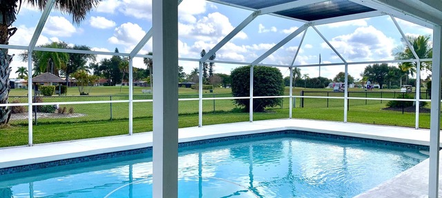 Full Home. Private Pool. Quiet, Clean, Central to SWFL's Beaches, Dining & Fun! in Fort Myers