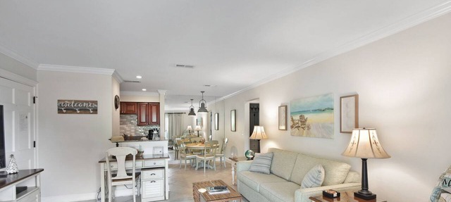 Ground floor, 1 bed/1 bath - pup friendly Ocean Walk! in St. Simons Island