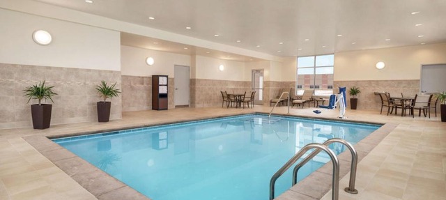 Hampton Inn Brooklyn Park in Brooklyn Park