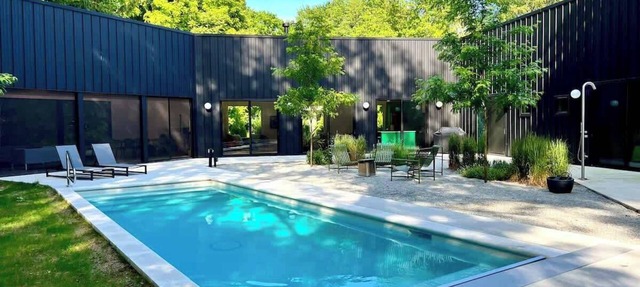Harbor Country Meets Modern- Pool, HotTub, EVChrgr in Harbert
