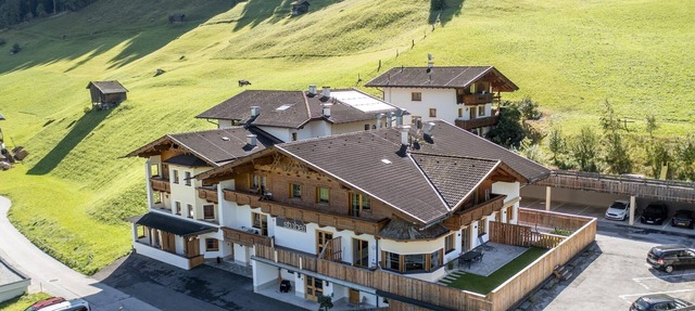 Holiday apartment in Stubai with balcony in Neustift im Stubaital