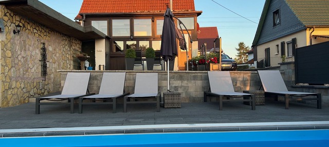 Holiday Home 'Eisfelder Blick' with Private Pool, Private Terrace and Wi-Fi in Eisfeld
