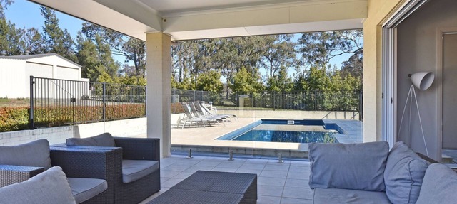 Hunter Winery Hideaway with Pool & Games Room in Nulkaba