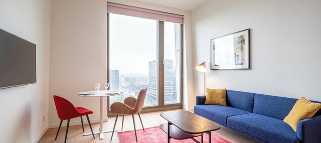 Indulge in Home-Like Comfort! 3 Modern Loft with Living Room and Full Kitchens! in Amsterdam