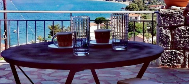 Kamares View in Ayeranós