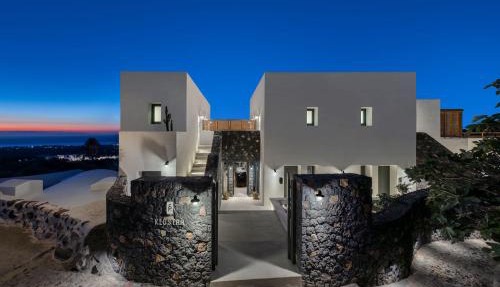 Klοstrá Hotel in Oia