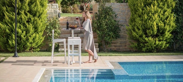 KNOSSOS ESTATE, VILLA ARIADNI, Lux villa, panoramic sea view, gardens and pool in Rethymno