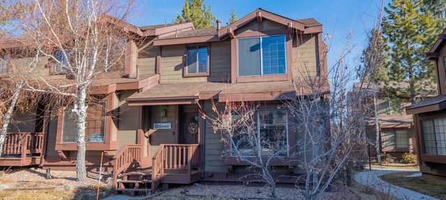 Lakeside Pines - Walk to Lake & Marina! Condo complex has Swimming Pools and Tennis Courts! in Big Bear Lake