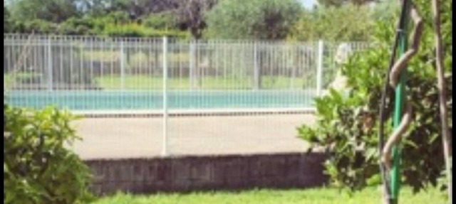 Large Provencal house with swimming pool in Saint-Martin-de-Crau