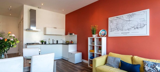 Light & charming apartment with private balcony in Amsterdam