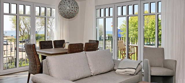 Linden-Palais apartment 14 - 3 rooms for 5 people with dog, balcony & lake view n in Heiligendamm