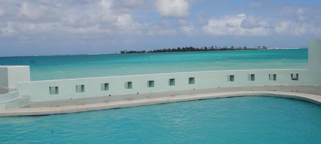 Location! no car needed, Luxury Oceanfront, Our home on HGTV in Nassau