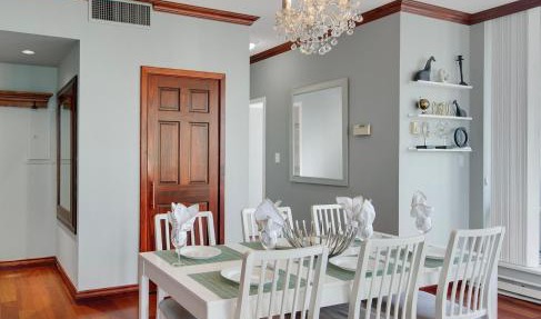 Luxury 2BR Designer Apartment In The Heart Of Downtown! in Vancouver