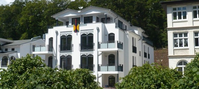 Luxury apartment with 2 bedrooms, large balcony - only 200m to the sea in Sellin