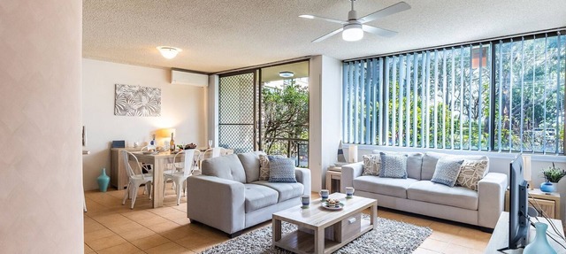 Magnus Gardens, 10,7 Magnus Street - Beautiful unit close to town with air con and Wi-Fi in Nelson Bay