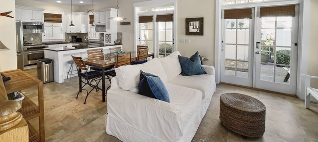 Mare E Sole 2 Bedroom Home by RedAwning in Panama City Beach