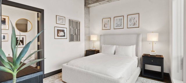MINNeSTAY* Sable 902 - Penthouse | North Loop | Target Center in Minneapolis