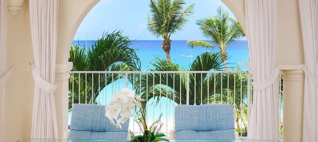 Modern Beachfront Condo - St Peter's Bay 301 in Battaleys