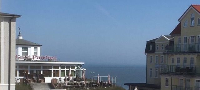 Modern, comfortable, centrally located, near the beach apartment with sea view, 3-4 pers. in Wangerooge