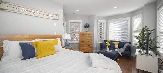 Modern North End Studio in Boston