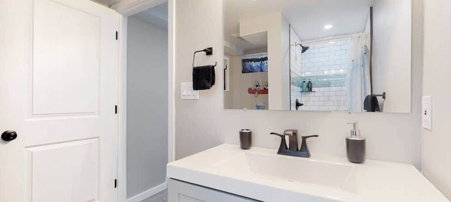 Modern & Updated Unit in Prime Location in Denver