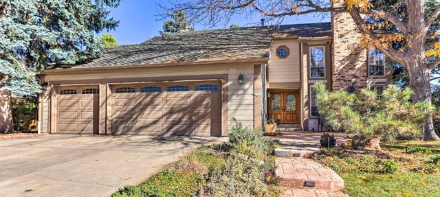 Near Shops & Eats! Centennial Home w/Sunroom in Centennial