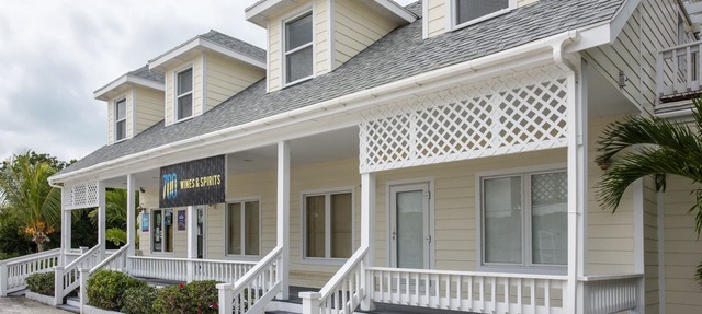 New 2-Bedroom Apt. In-Town Location, Walk to Stores, Restaurants in Rock Sound