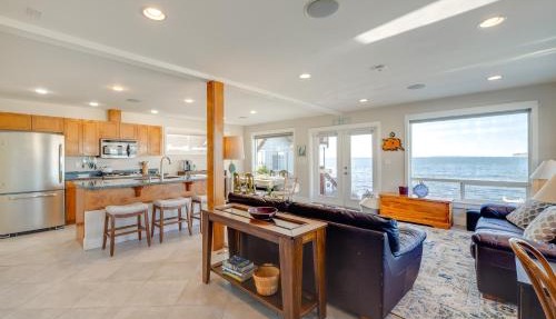 Ocean Views & Beach Access at Cottage on Birch Bay in Blaine