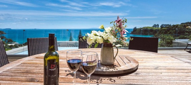 Palm Beach Lodge in Palm Beach