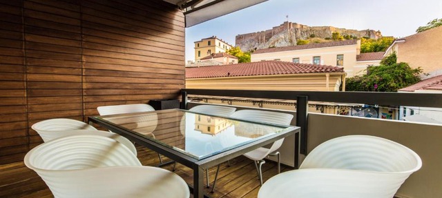 Pantheon Luxurious Flat in Athens