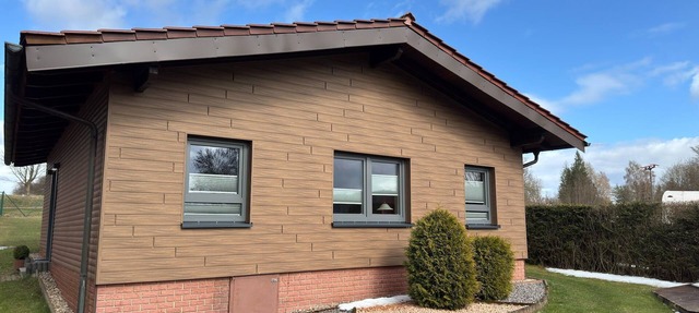 Peaceful Forest Getaway in Altenfeld