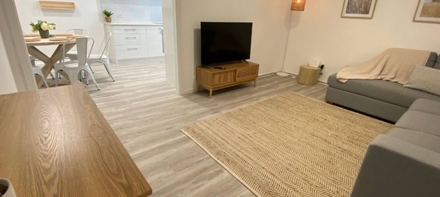 Peppermint Cottage-beautiful, newly renovated holiday home property that will take your breath away in West Busselton