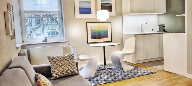 Perfect location in the heart of Binz, directly opposite the Kurhaus and beach. in Ostseebad Binz