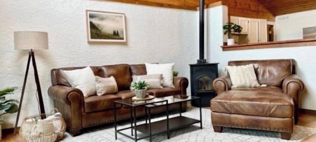 Pine & Pond ☆ Newly Renovated Woodland Park Cabin! in Woodland Park