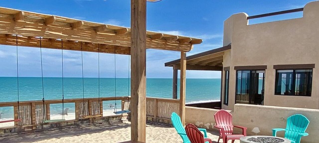 PROMO-Beach Front on a Sandy Beach, Hi speed Wi-Fi- Gated community in San Felipe