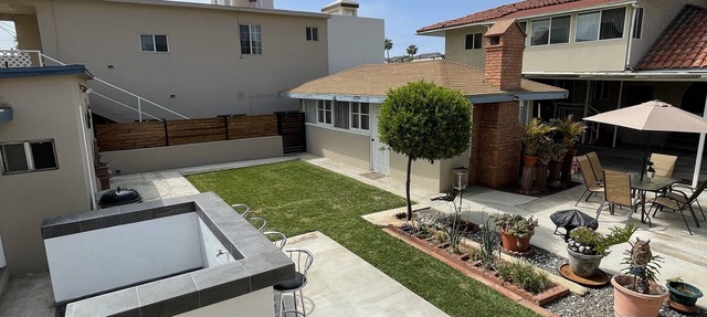 Quality Lodging by the Sea. Lovely full size apartment w/balcony and ocean view. in Ensenada