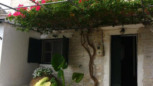 Reset cottage in Velianitátika