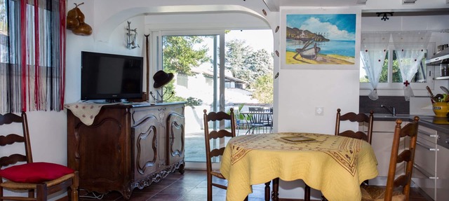 SAINTES MARIES DE LA MER AIR-CONDITIONED HOUSE WITH TERRACE AND MOSQUITO NETS in Saintes-Maries-de-la-Mer