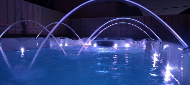 Semaphore Sea Breeze-Family Beach/Pool Holiday. 450m to Beach. 20 min to airport in Semaphore